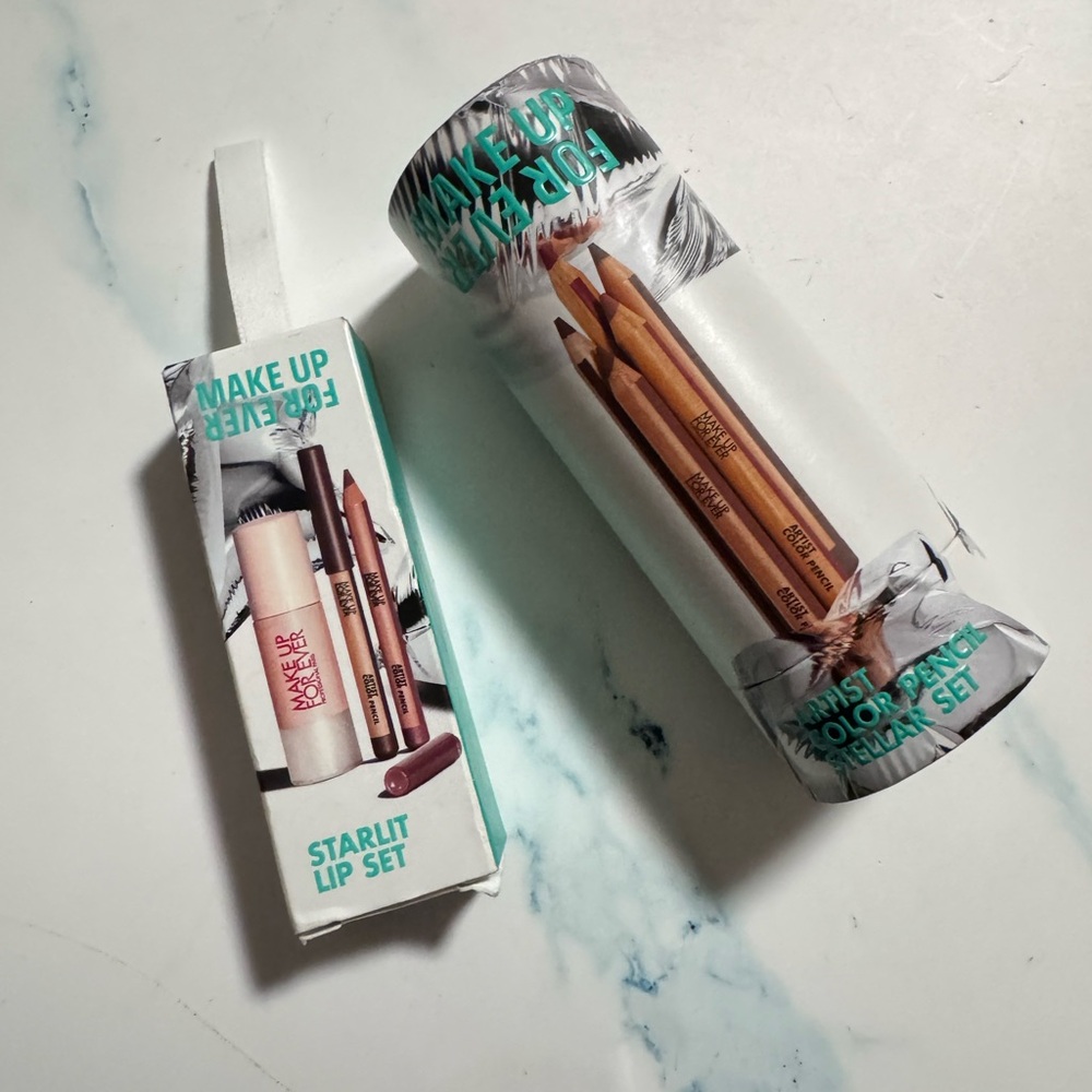 Make Up For Ever Lip Pencil Set and lip gloss holiday